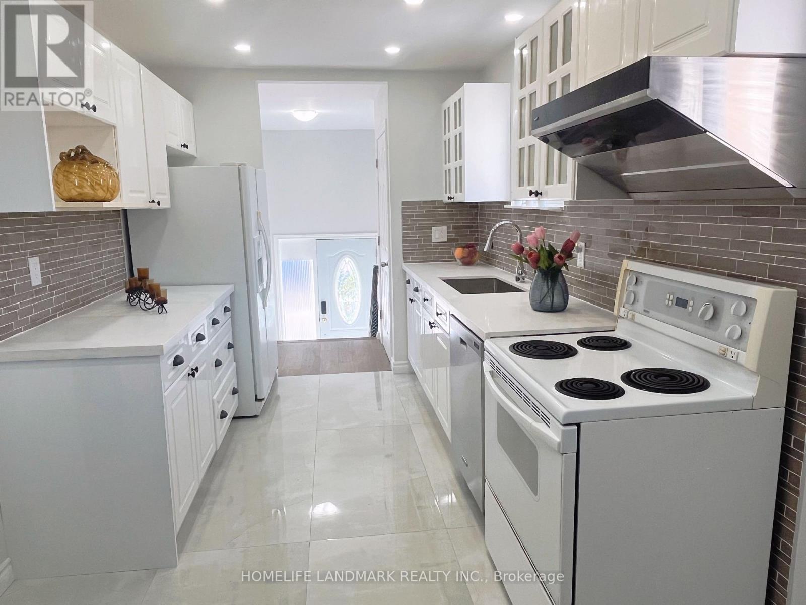 6 Snowhill Crescent, Toronto (agincourt South-malvern West), Ontario
