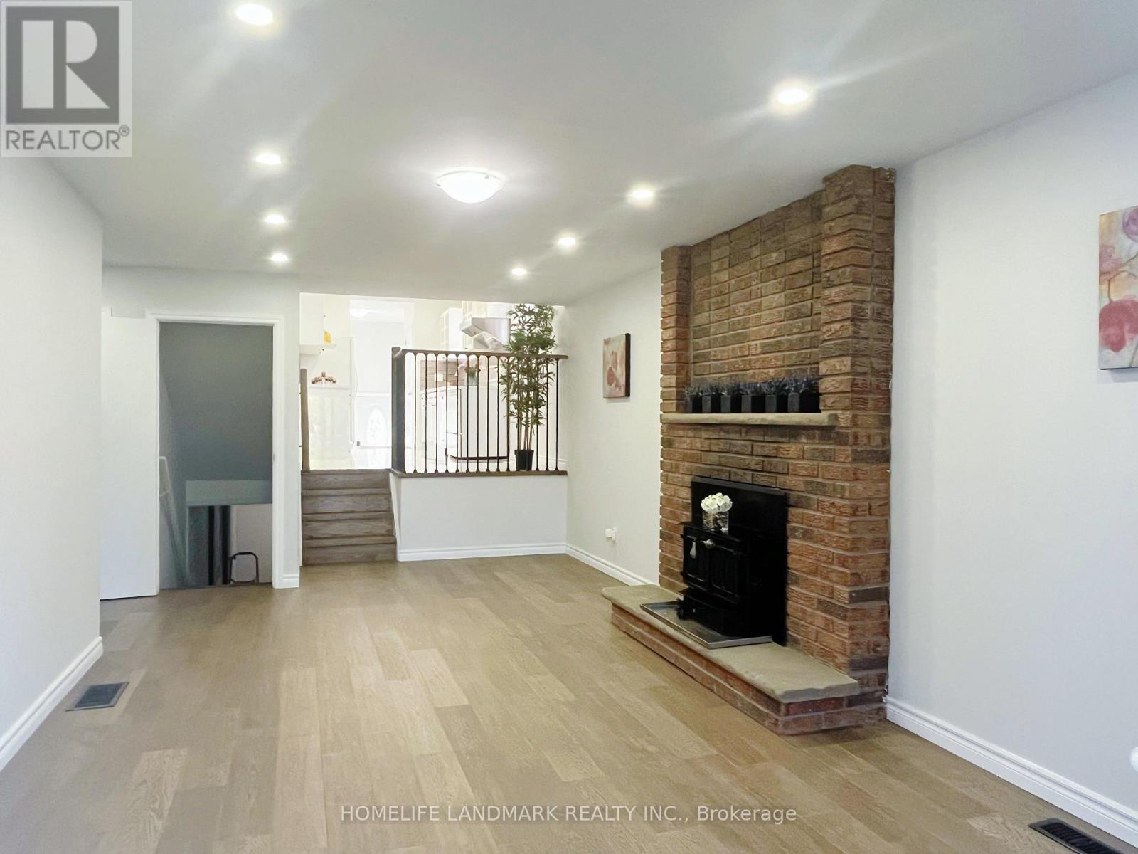 6 Snowhill Crescent, Toronto (agincourt South-malvern West), Ontario