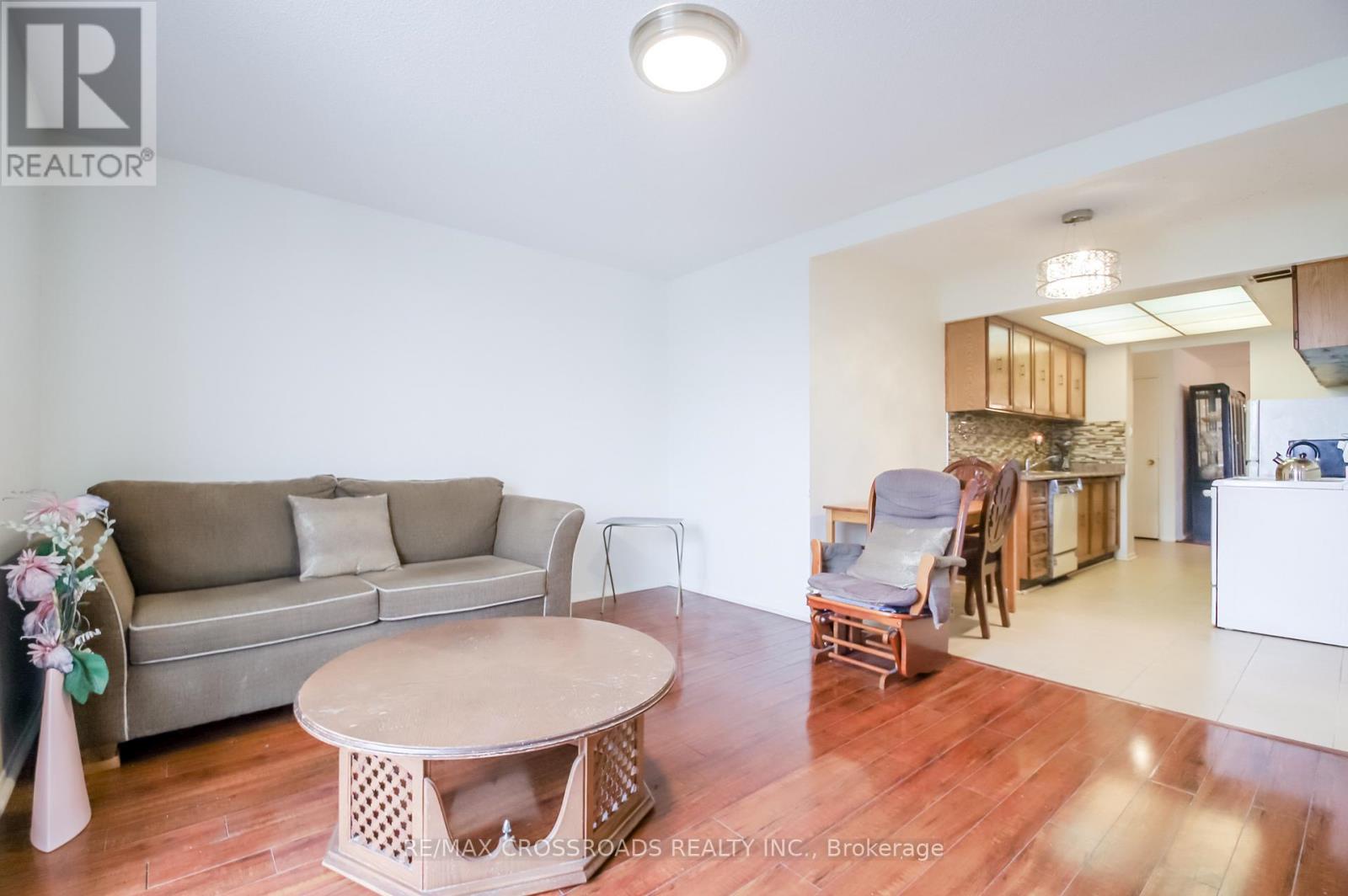 606 - 3151 Bridletowne Circle, Toronto (l'amoreaux), Ontario