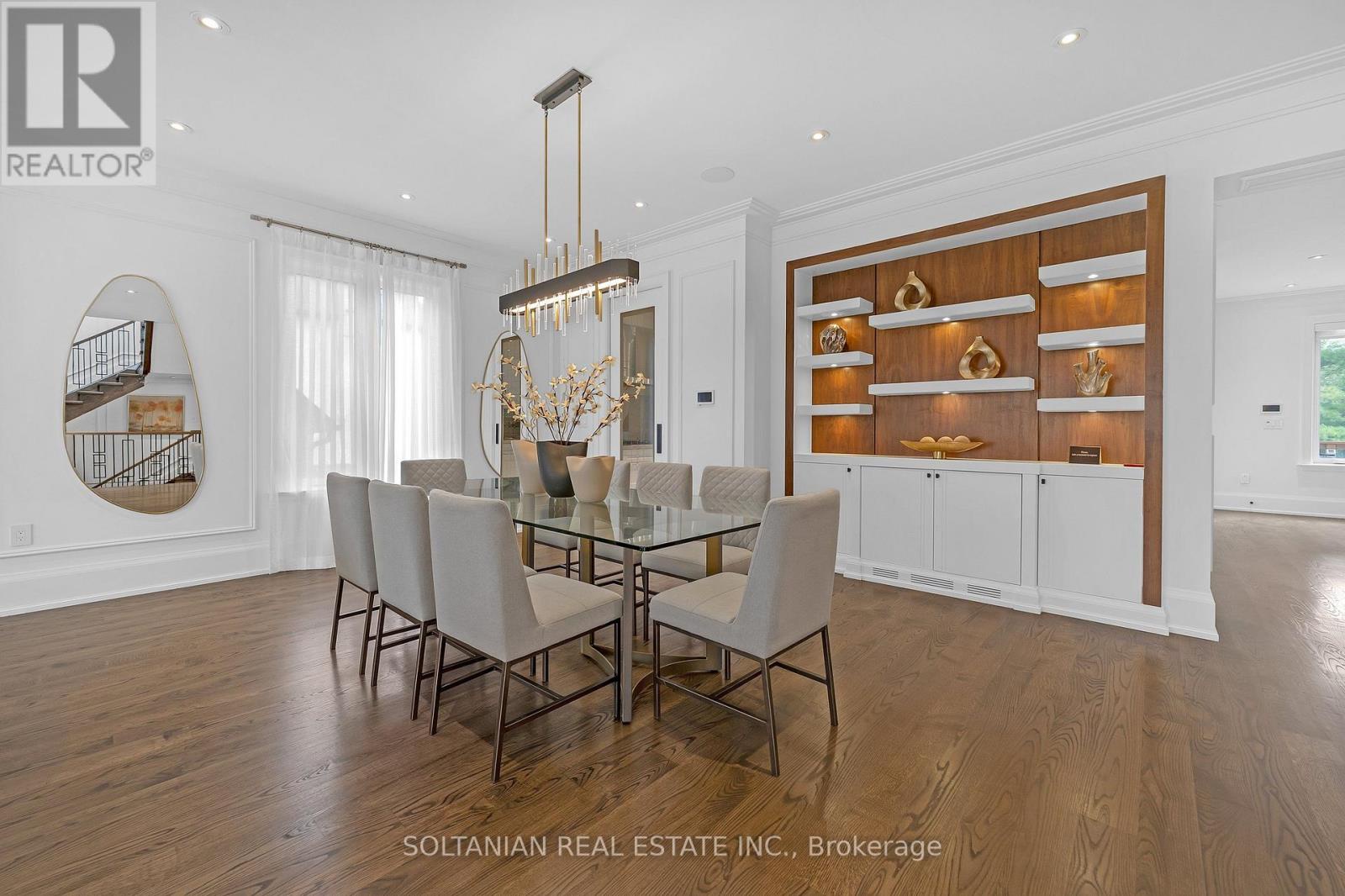 15 Calvin Avenue, Toronto (willowdale East), Ontario