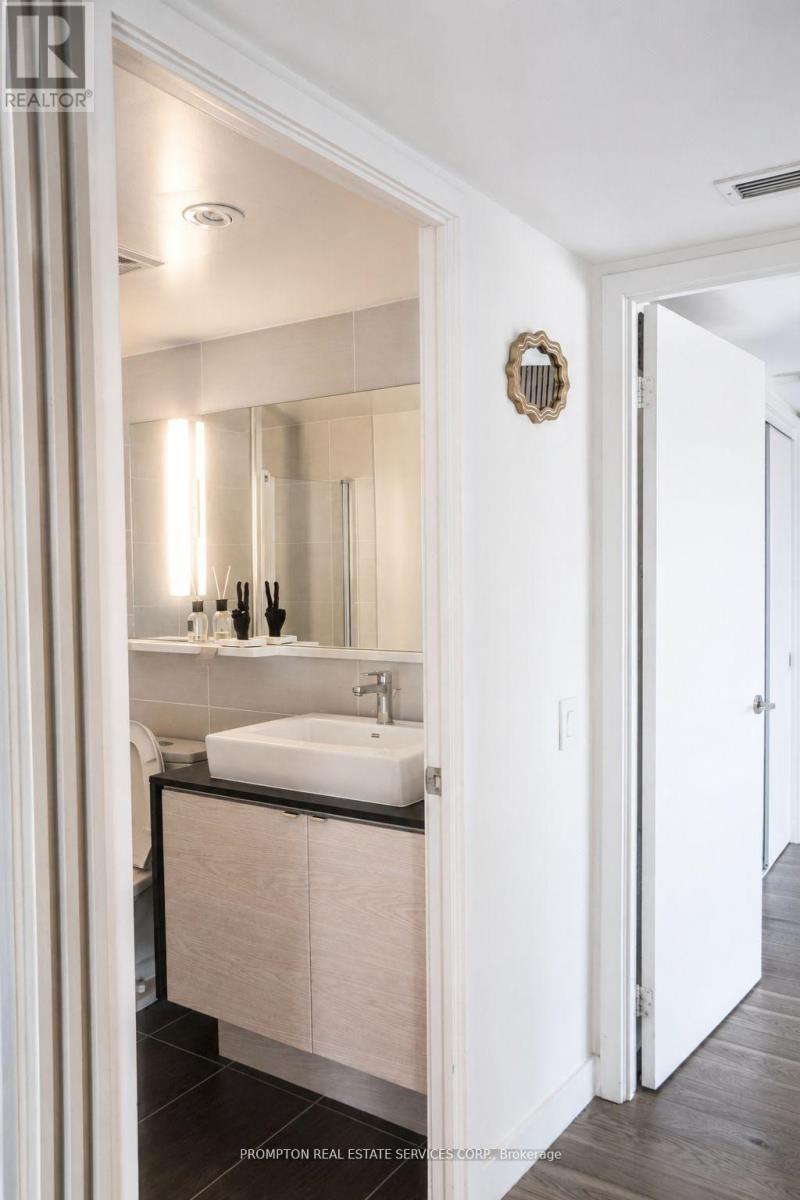 717 - 72 Esther Shiner Boulevard, Toronto (bayview Village), Ontario
