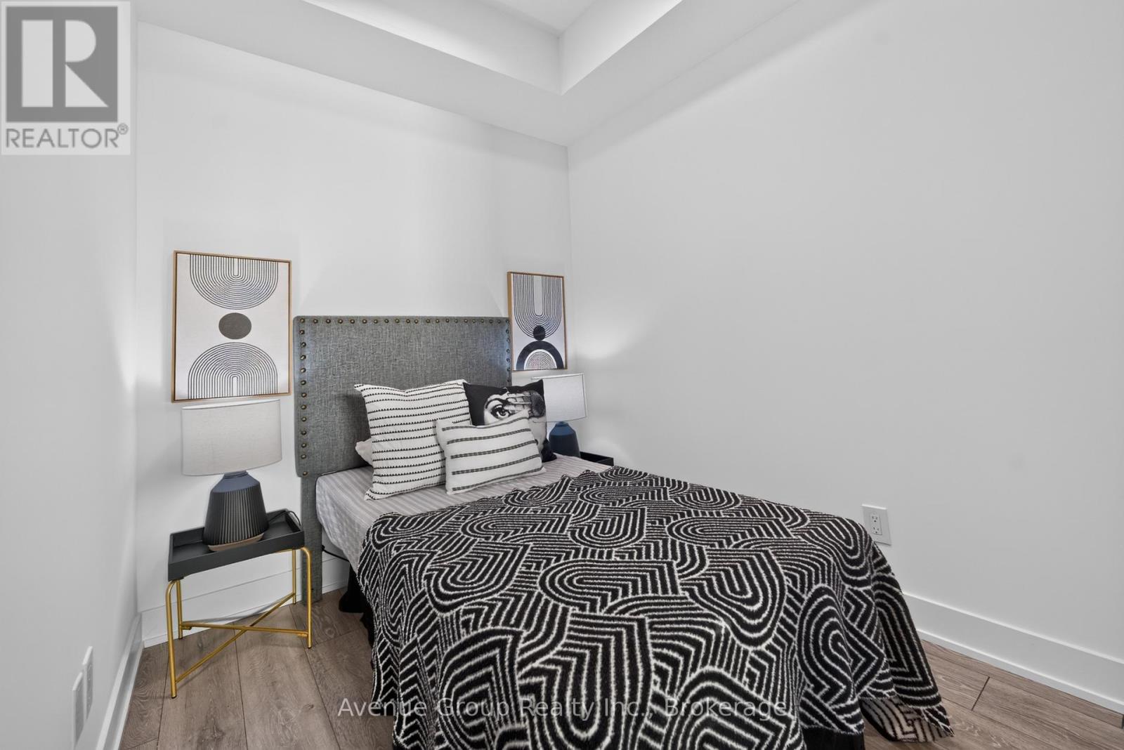 501 - 1285 Queen Street E, Toronto (greenwood-coxwell), Ontario