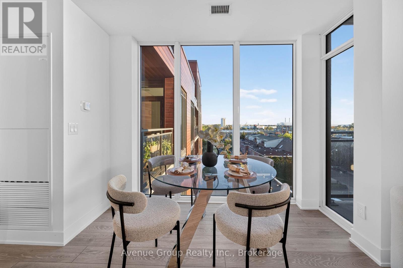 501 - 1285 Queen Street E, Toronto (greenwood-coxwell), Ontario