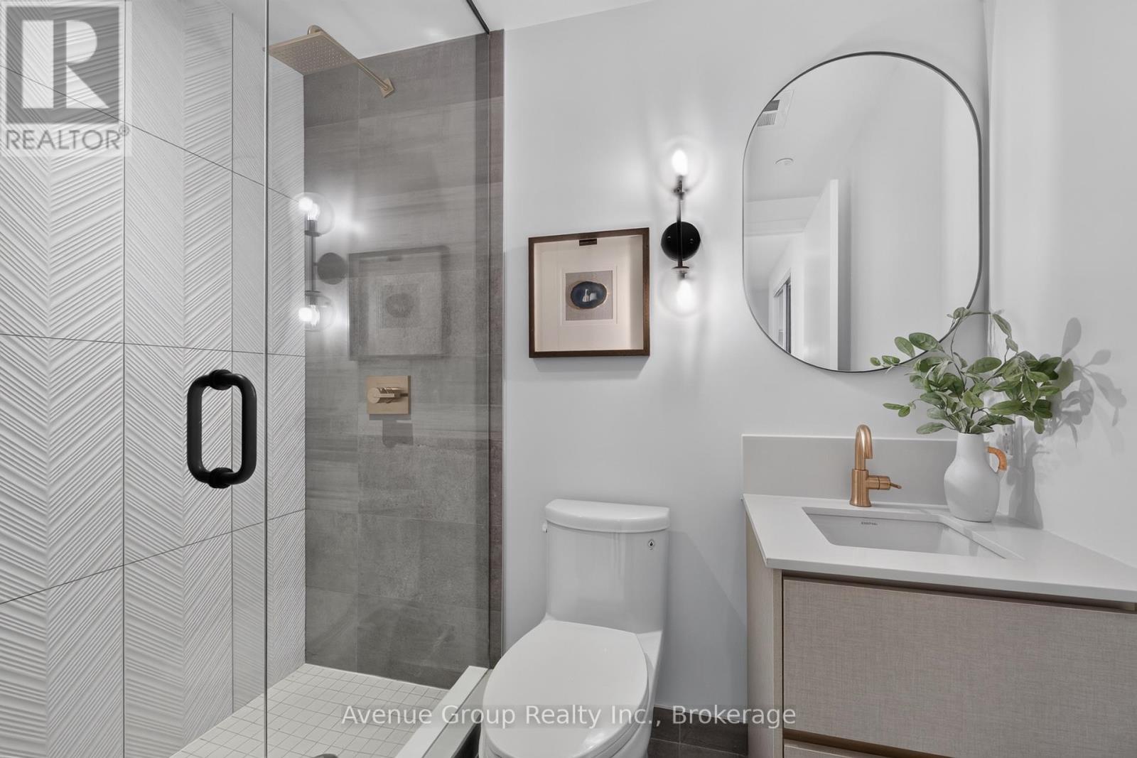 501 - 1285 Queen Street E, Toronto (greenwood-coxwell), Ontario