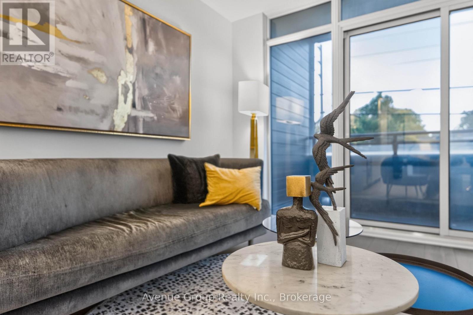 202 - 1285 Queen Street E, Toronto (greenwood-coxwell), Ontario