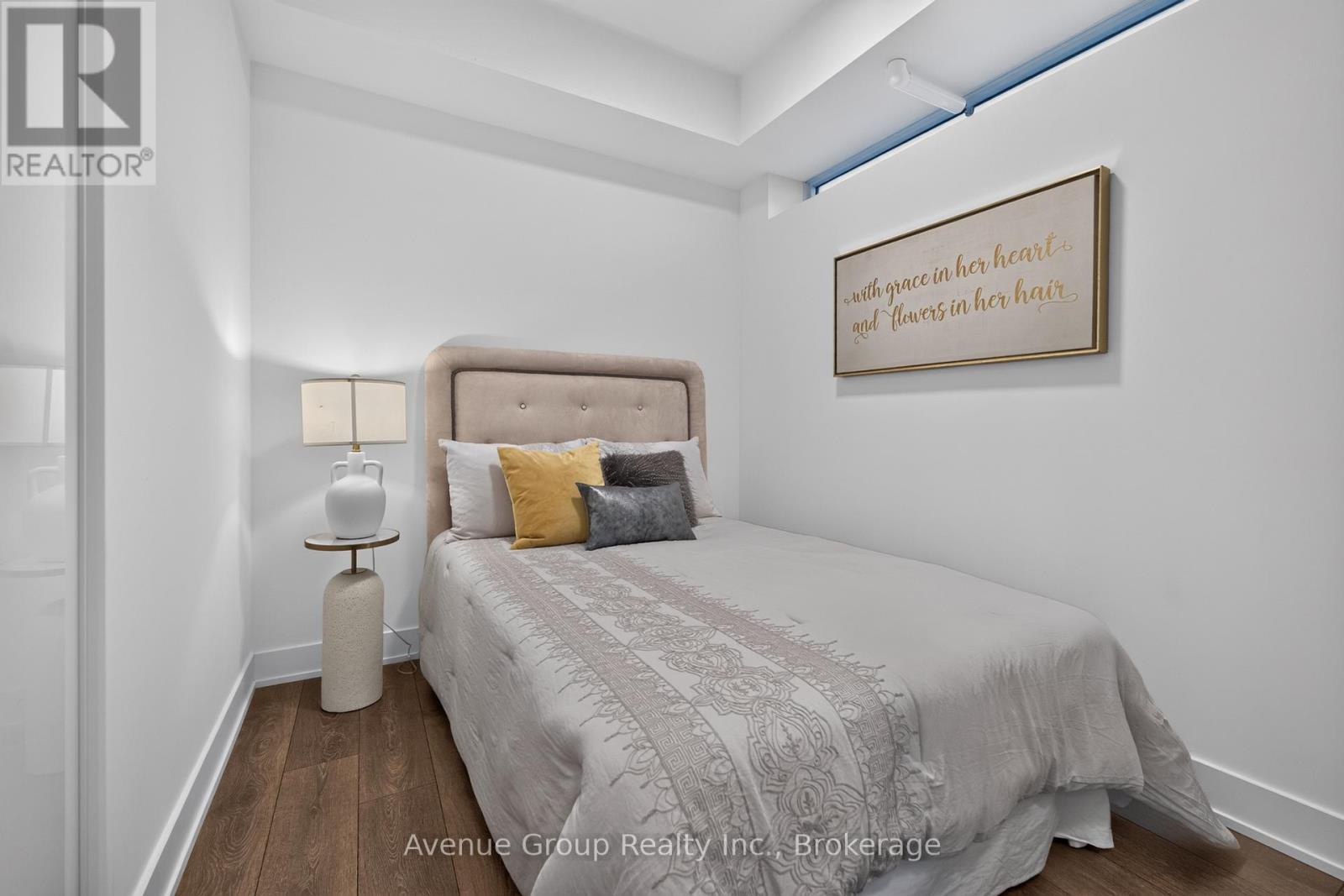 202 - 1285 Queen Street E, Toronto (greenwood-coxwell), Ontario