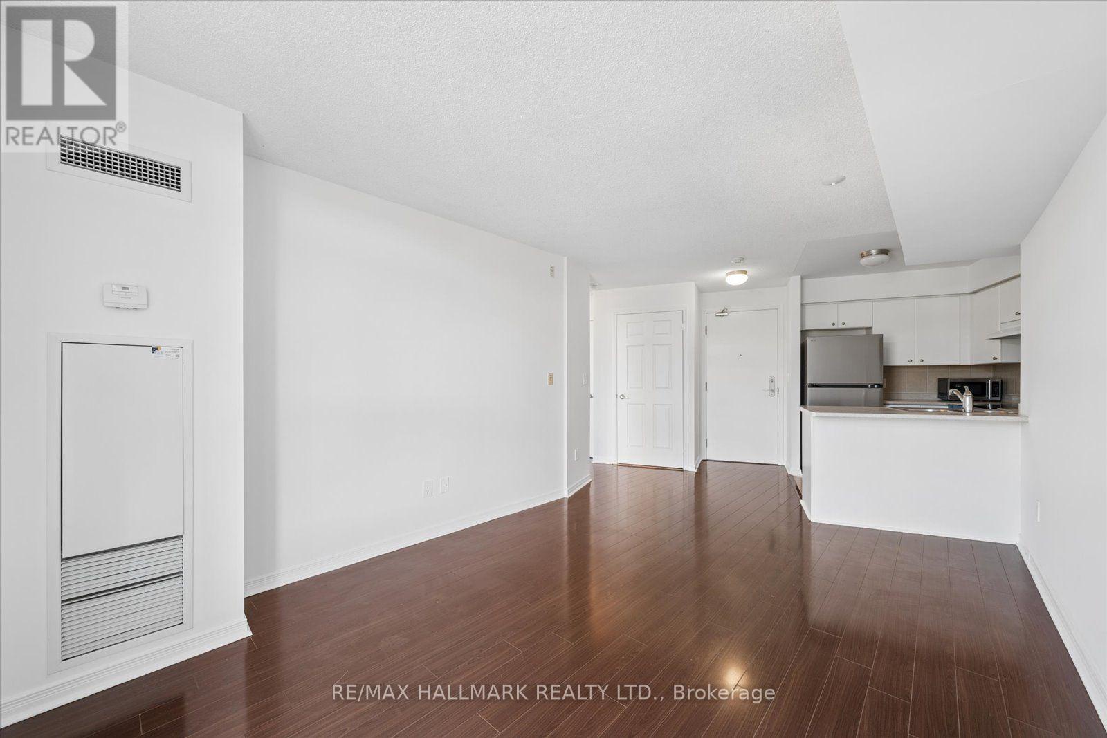 915 - 18 Valley Woods Road, Toronto (parkwoods-donalda), Ontario