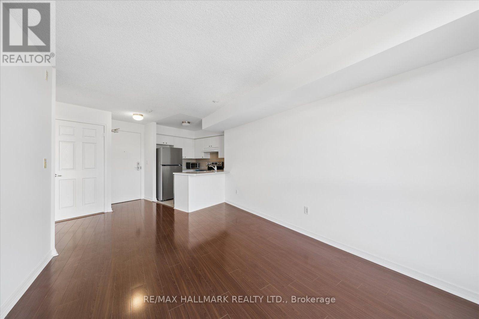 915 - 18 Valley Woods Road, Toronto (parkwoods-donalda), Ontario