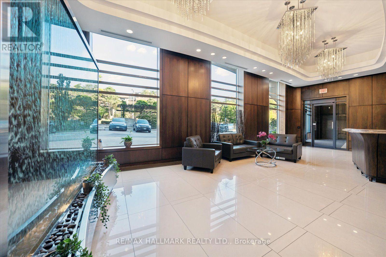 915 - 18 Valley Woods Road, Toronto (parkwoods-donalda), Ontario