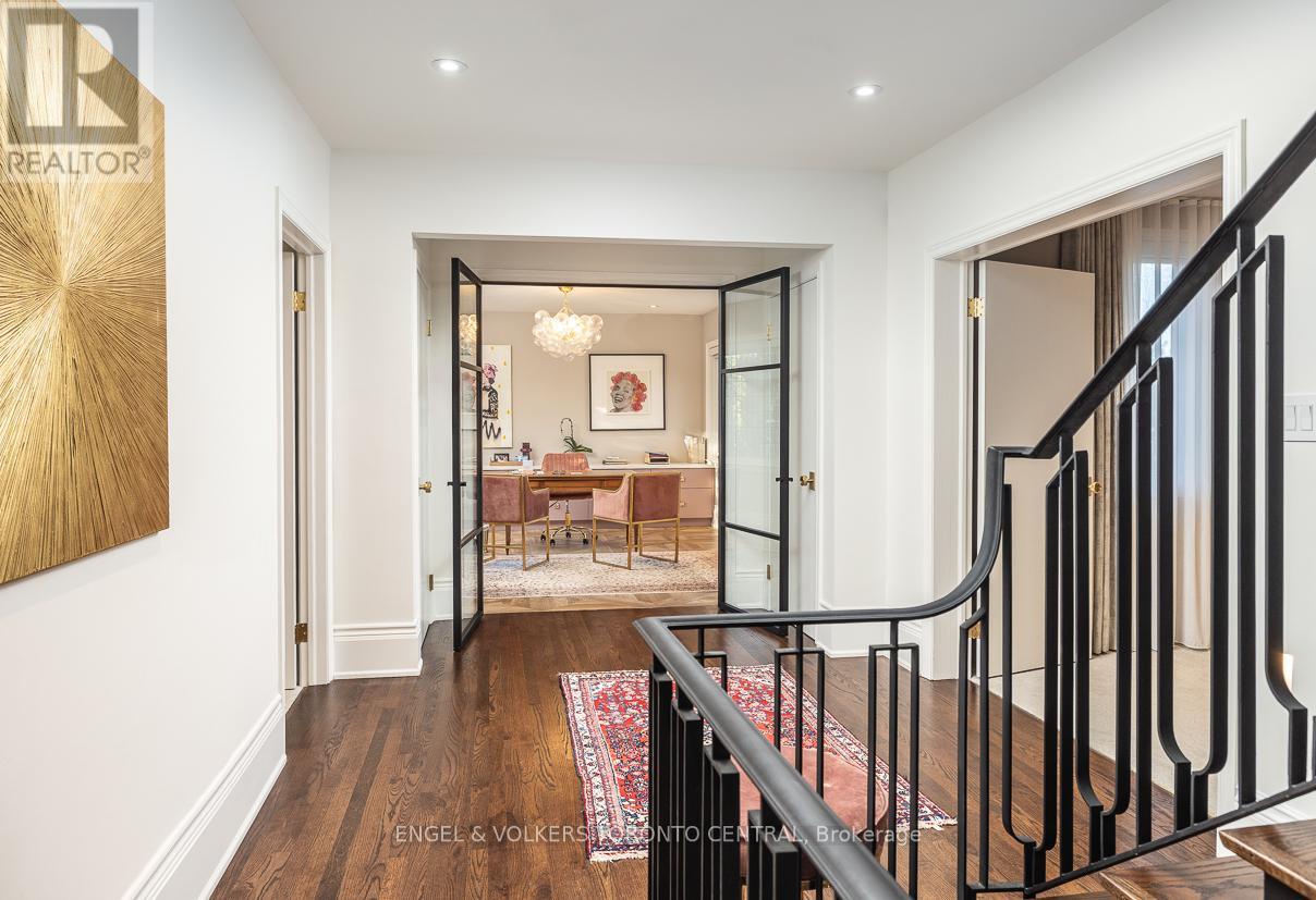 1 Bryce Avenue, Toronto (yonge-st. Clair), Ontario