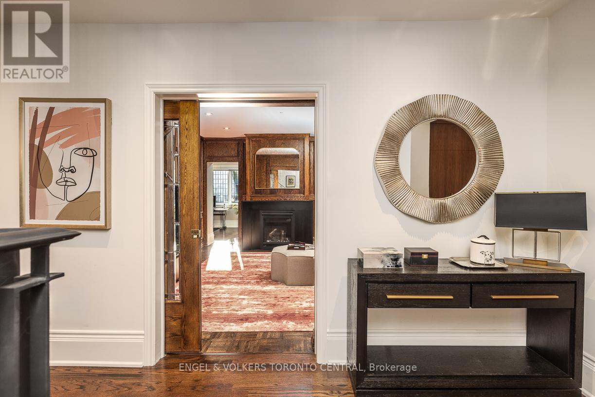 1 Bryce Avenue, Toronto (yonge-st. Clair), Ontario