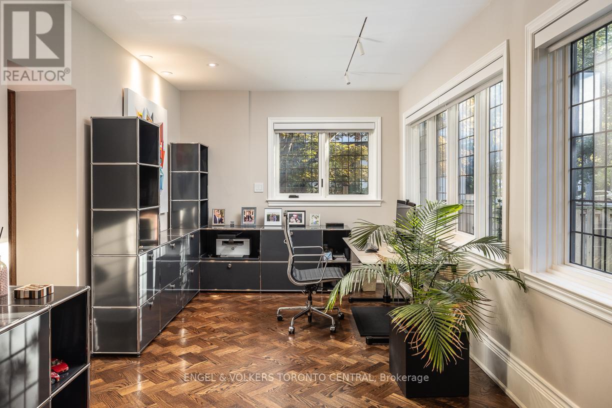 1 Bryce Avenue, Toronto (yonge-st. Clair), Ontario