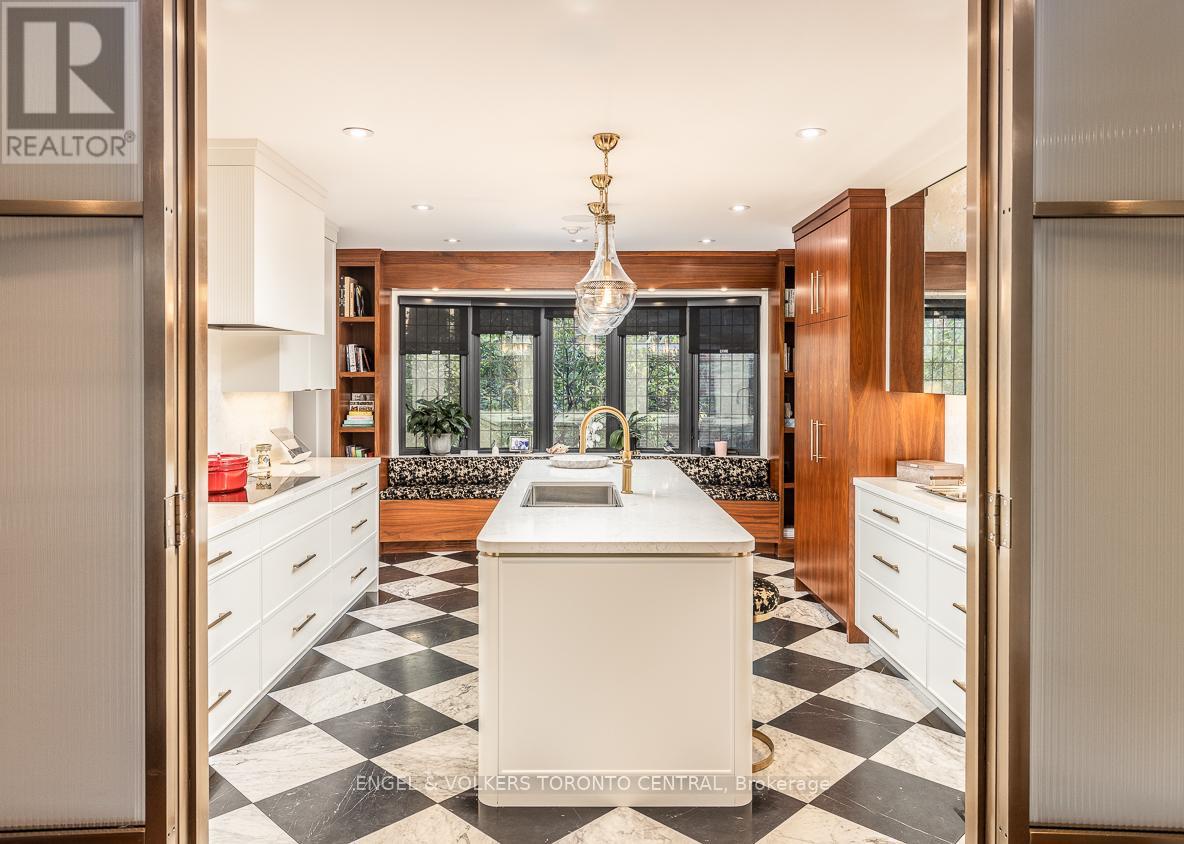 1 Bryce Avenue, Toronto (yonge-st. Clair), Ontario