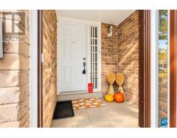 58 AMBERCROFT BOULEVARD