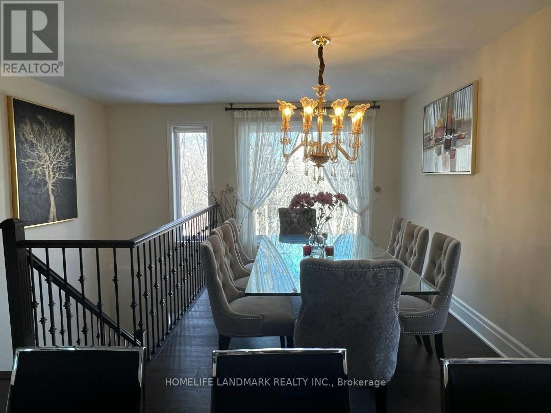 22 Coreydale Court, Toronto (bathurst Manor), Ontario