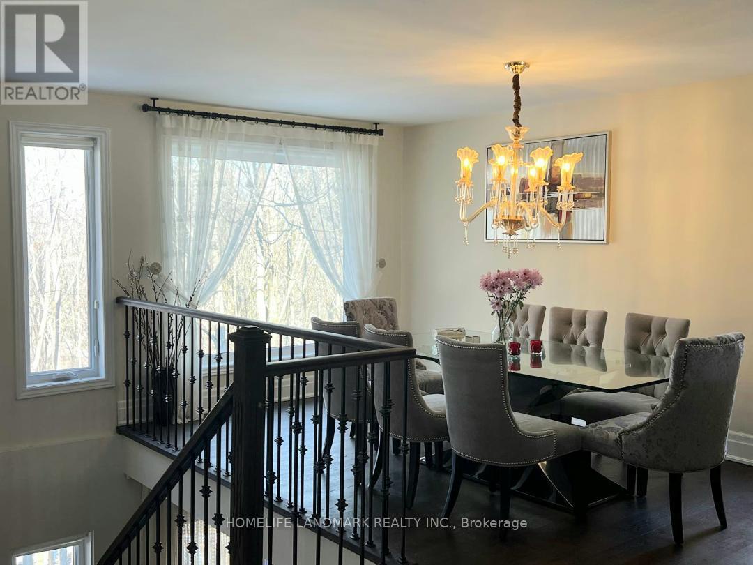 22 Coreydale Court, Toronto (bathurst Manor), Ontario