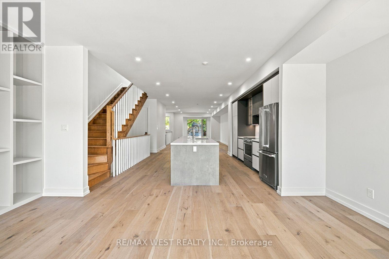 157 Aldercrest Avenue, Toronto (alderwood), Ontario