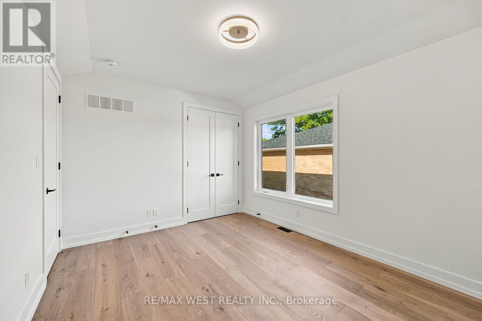 157 Aldercrest Avenue, Toronto (alderwood), Ontario
