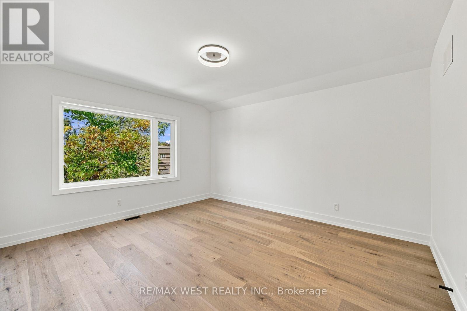 157 Aldercrest Avenue, Toronto (alderwood), Ontario