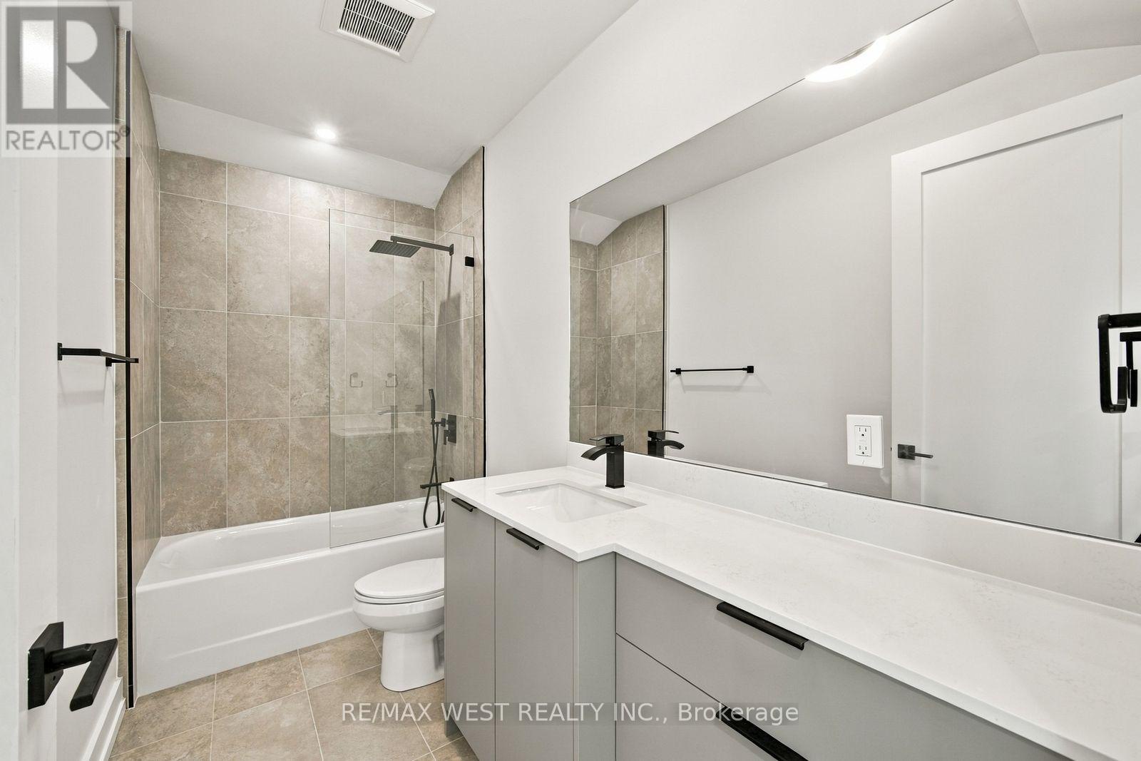 157 Aldercrest Avenue, Toronto (alderwood), Ontario