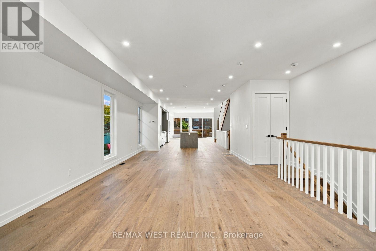 157 Aldercrest Avenue, Toronto (alderwood), Ontario