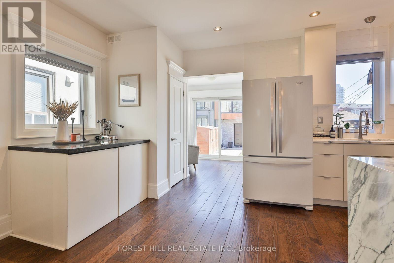 163 Wychwood Avenue, Toronto (humewood-cedarvale), Ontario
