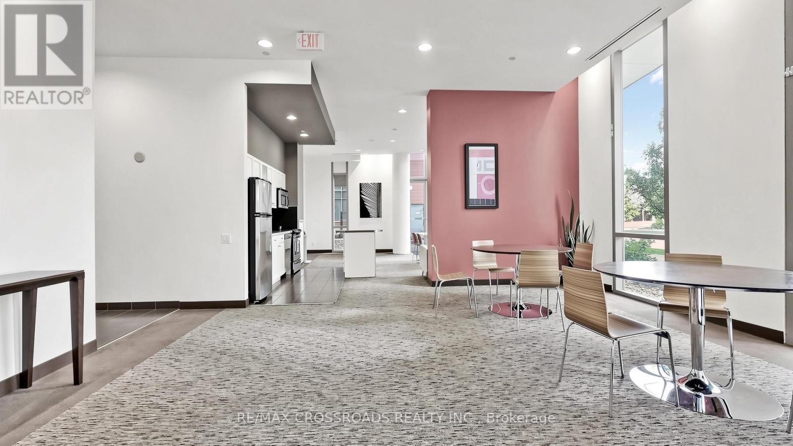 606 - 30 Canterbury Place, Toronto (willowdale West), Ontario