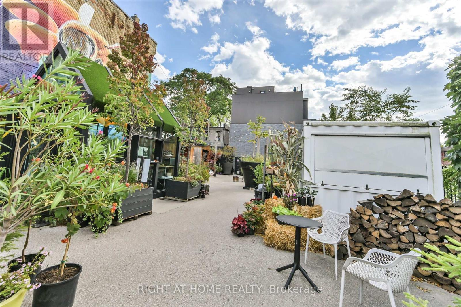 404 - 761 Queen Street E, Toronto (south Riverdale), Ontario
