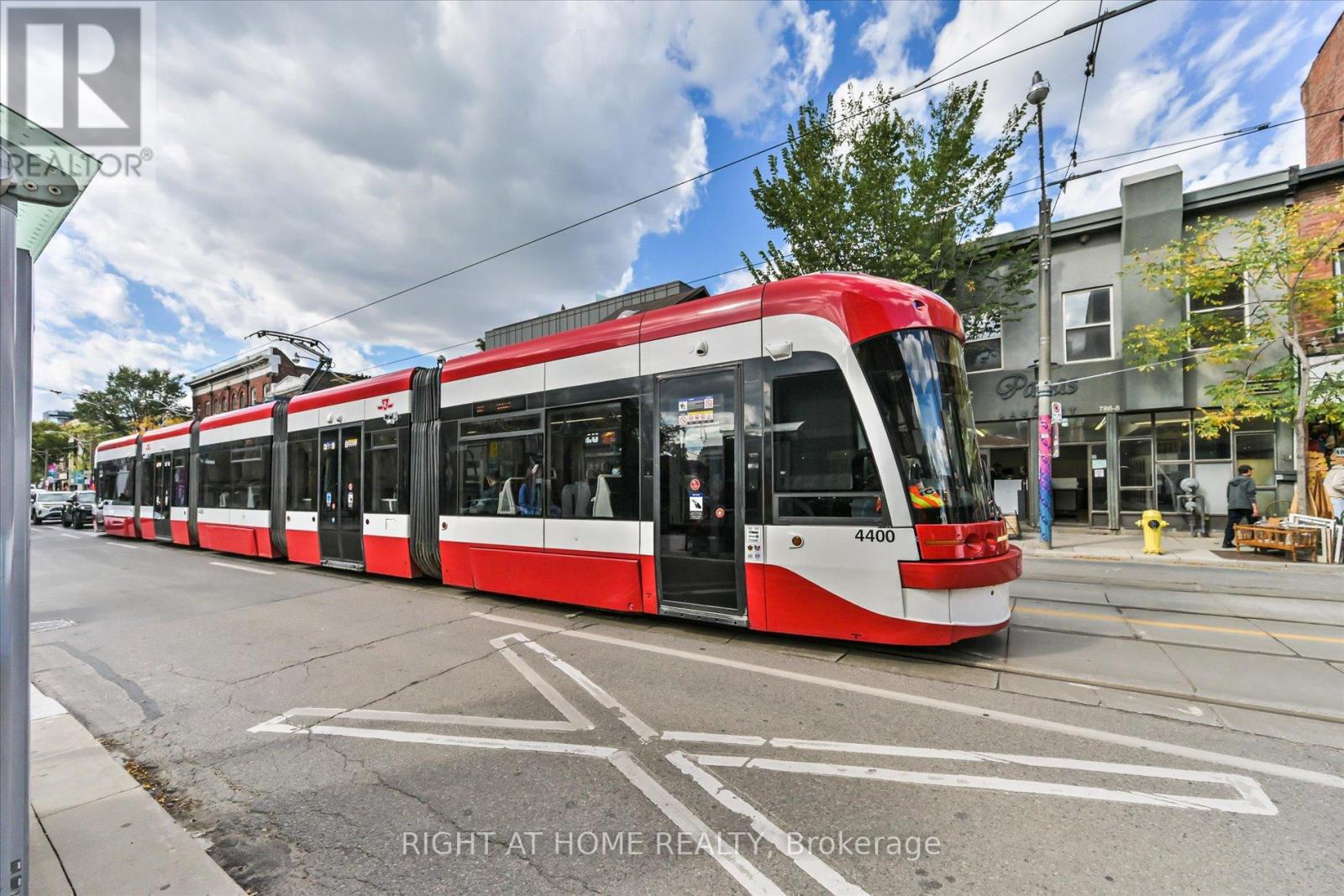 404 - 761 Queen Street E, Toronto (south Riverdale), Ontario