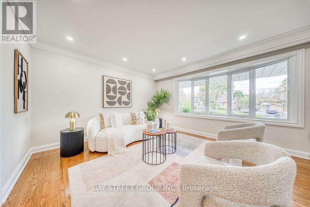 936 Scarborough Golf Clu Road, Toronto (woburn), Ontario