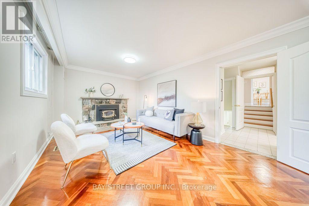 936 Scarborough Golf Clu Road, Toronto (woburn), Ontario