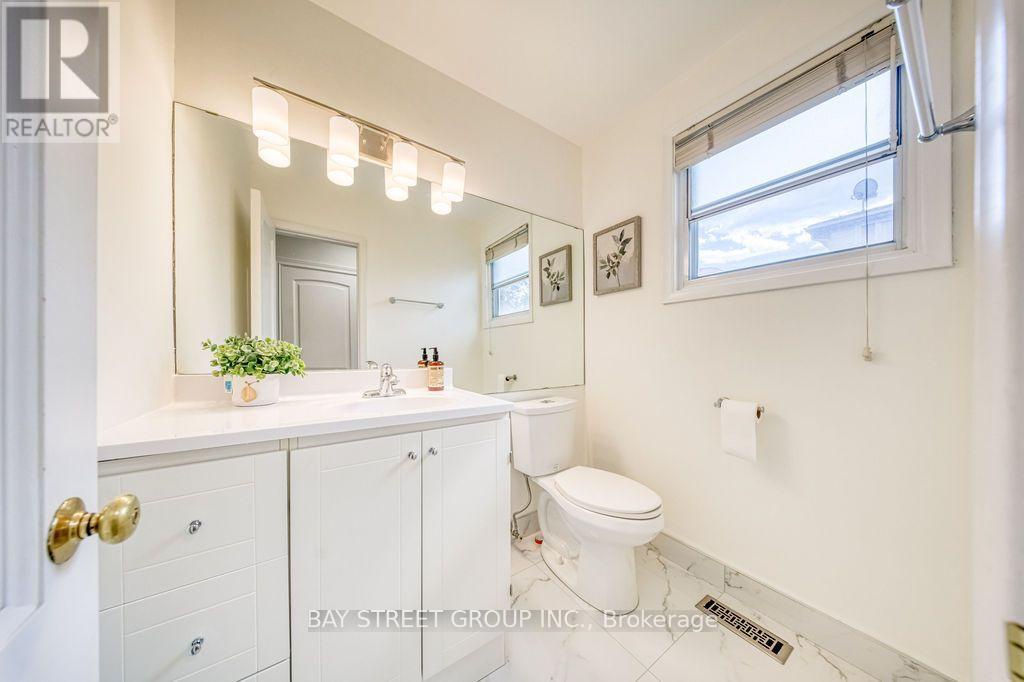 936 Scarborough Golf Clu Road, Toronto (woburn), Ontario