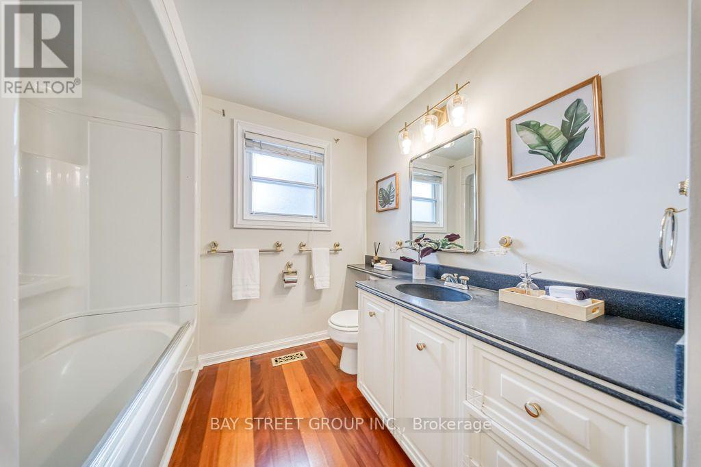 936 Scarborough Golf Clu Road, Toronto (woburn), Ontario