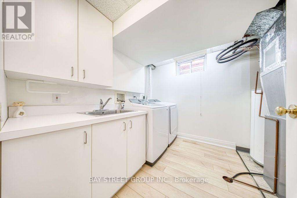 936 Scarborough Golf Clu Road, Toronto (woburn), Ontario