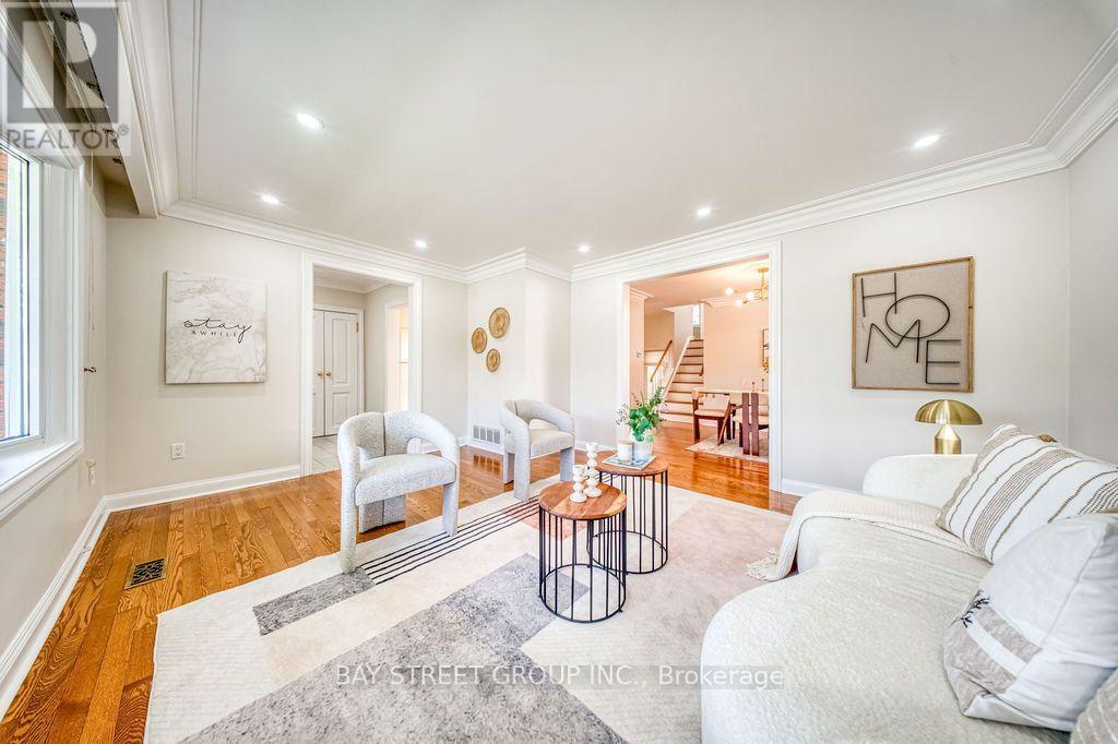 936 Scarborough Golf Clu Road, Toronto (woburn), Ontario