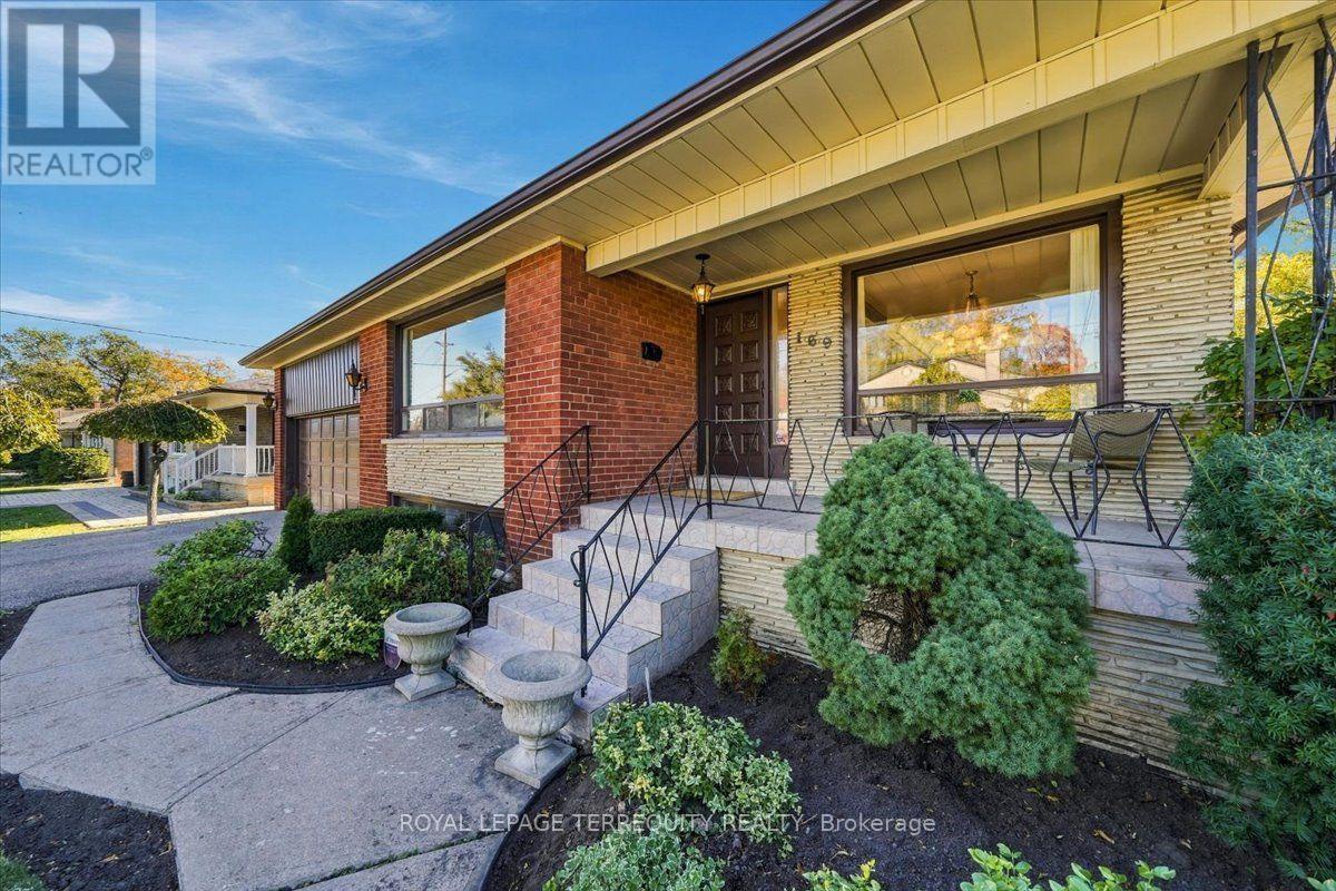 169 Grandravine Drive, Toronto (york University Heights), Ontario
