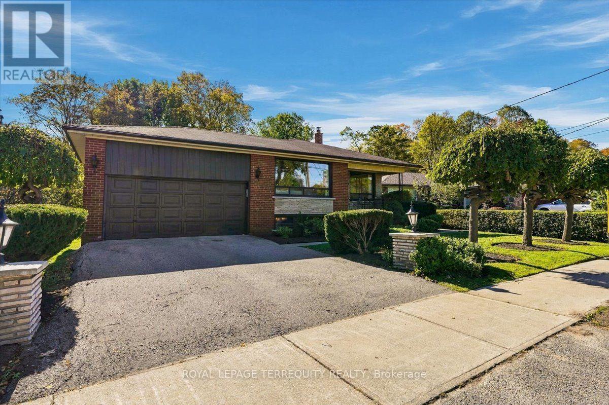 169 Grandravine Drive, Toronto (york University Heights), Ontario