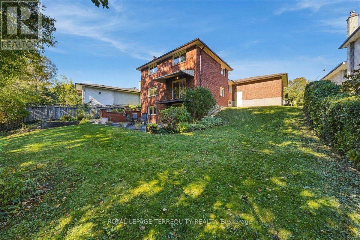 169 Grandravine Drive, Toronto (york University Heights), Ontario