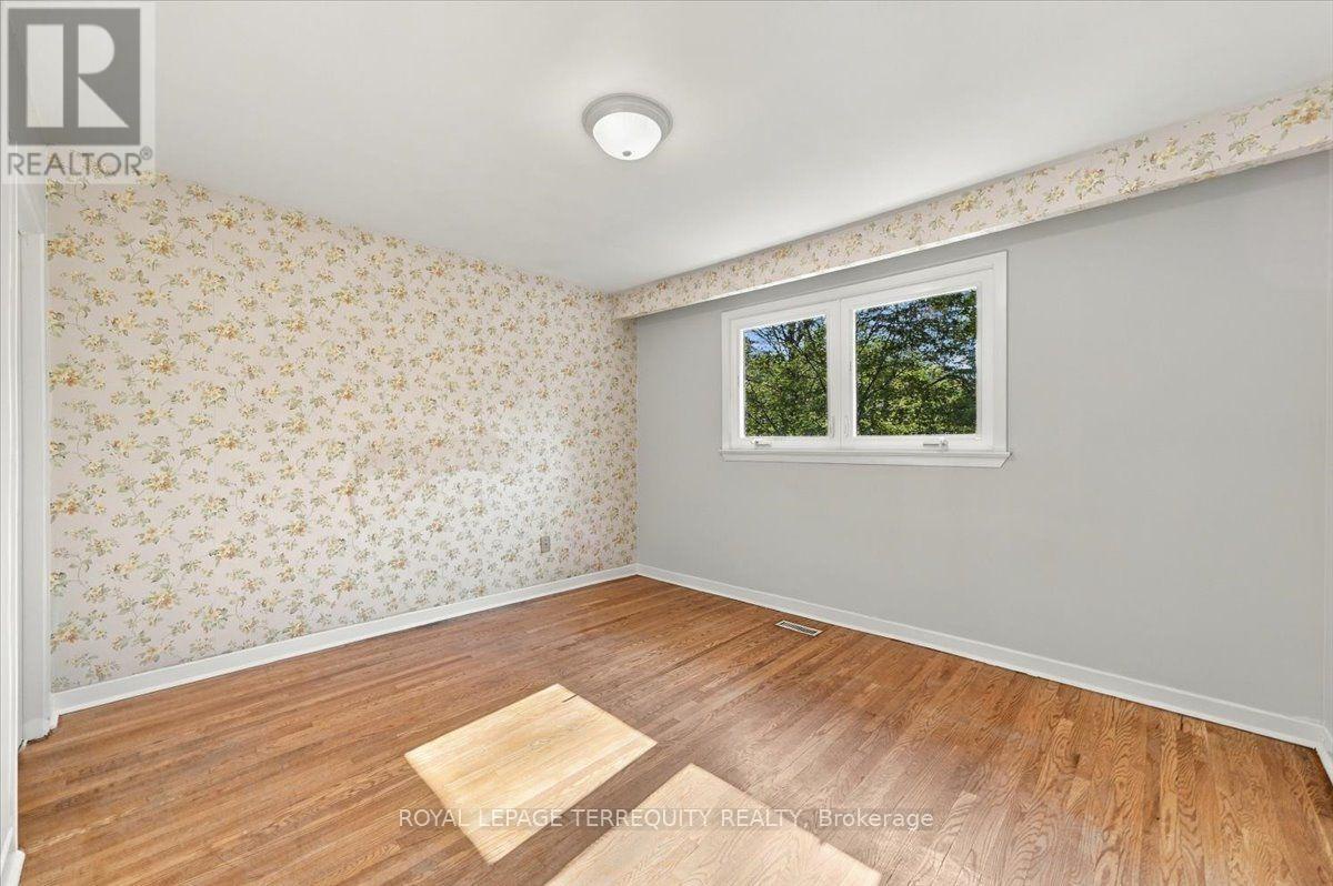 169 Grandravine Drive, Toronto (york University Heights), Ontario