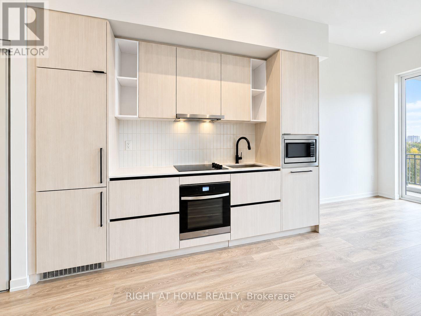 302 - 1285 Dupont Street, Toronto (dovercourt-wallace Emerson-junction), Ontario