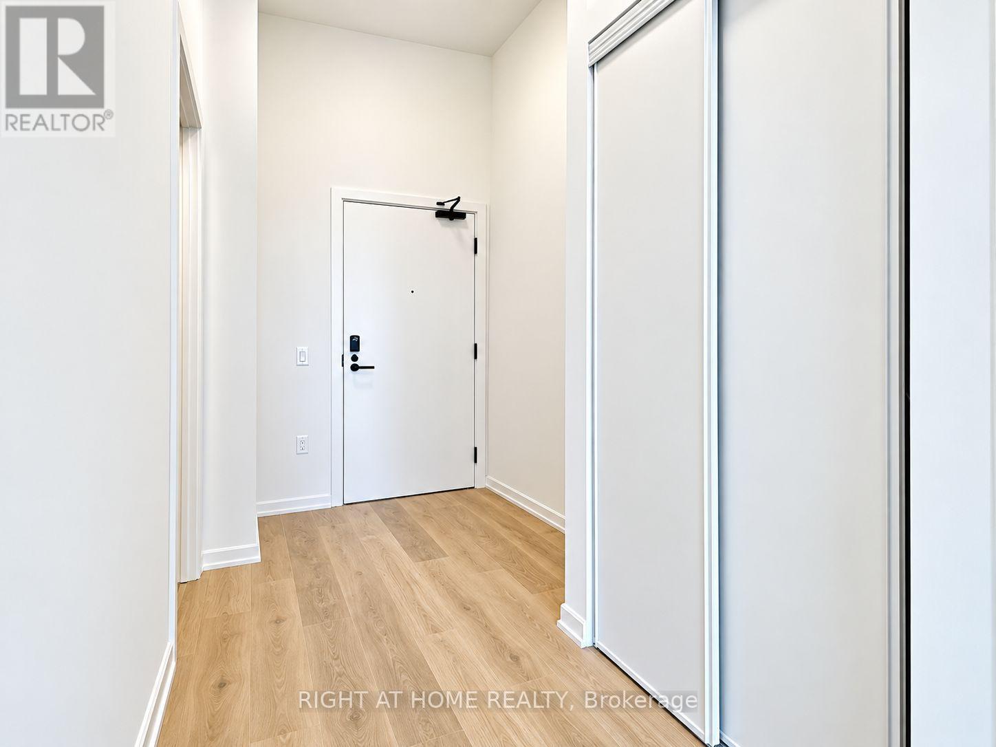302 - 1285 Dupont Street, Toronto (dovercourt-wallace Emerson-junction), Ontario