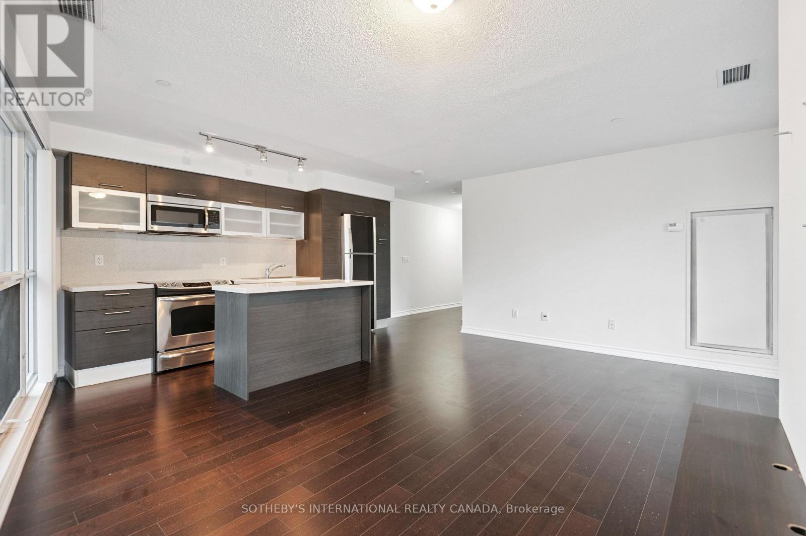 602 - 386 Yonge Street, Toronto (bay Street Corridor), Ontario