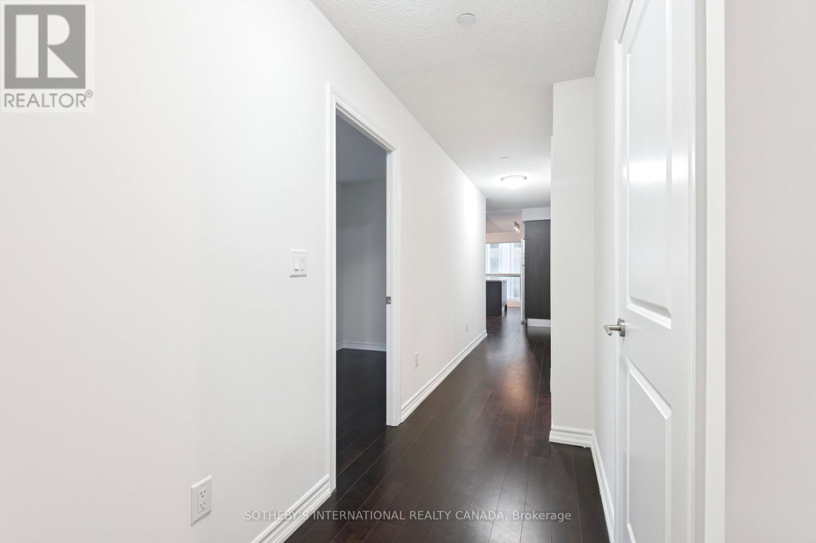 602 - 386 Yonge Street, Toronto (bay Street Corridor), Ontario