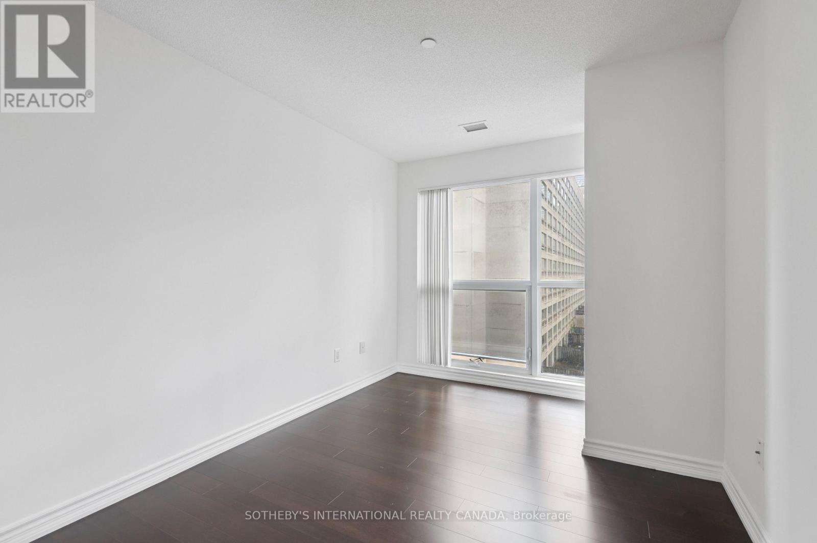 602 - 386 Yonge Street, Toronto (bay Street Corridor), Ontario