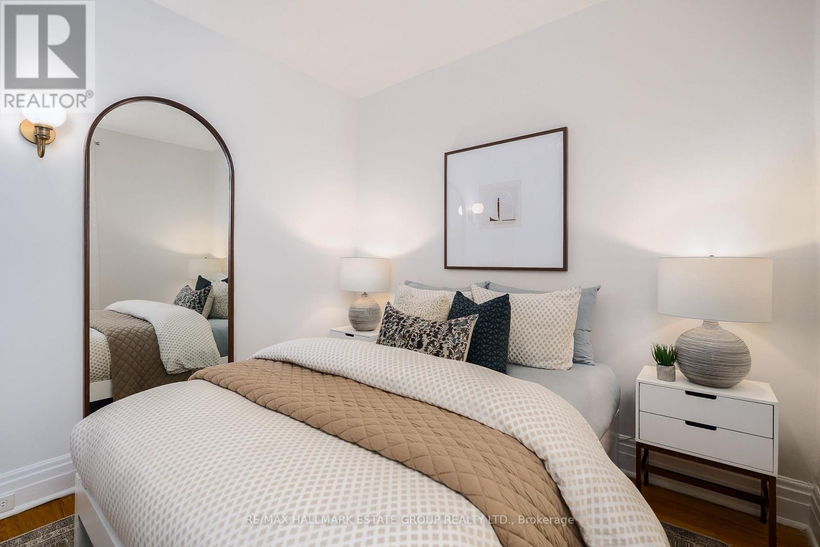 42 Fern Avenue, Toronto (roncesvalles), Ontario