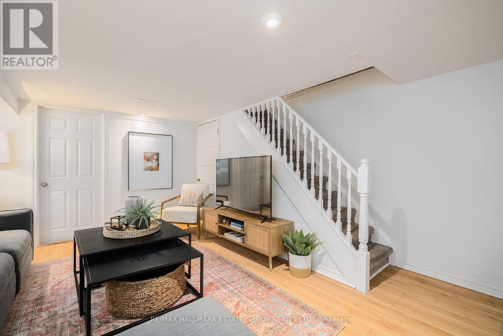 42 Fern Avenue, Toronto (roncesvalles), Ontario