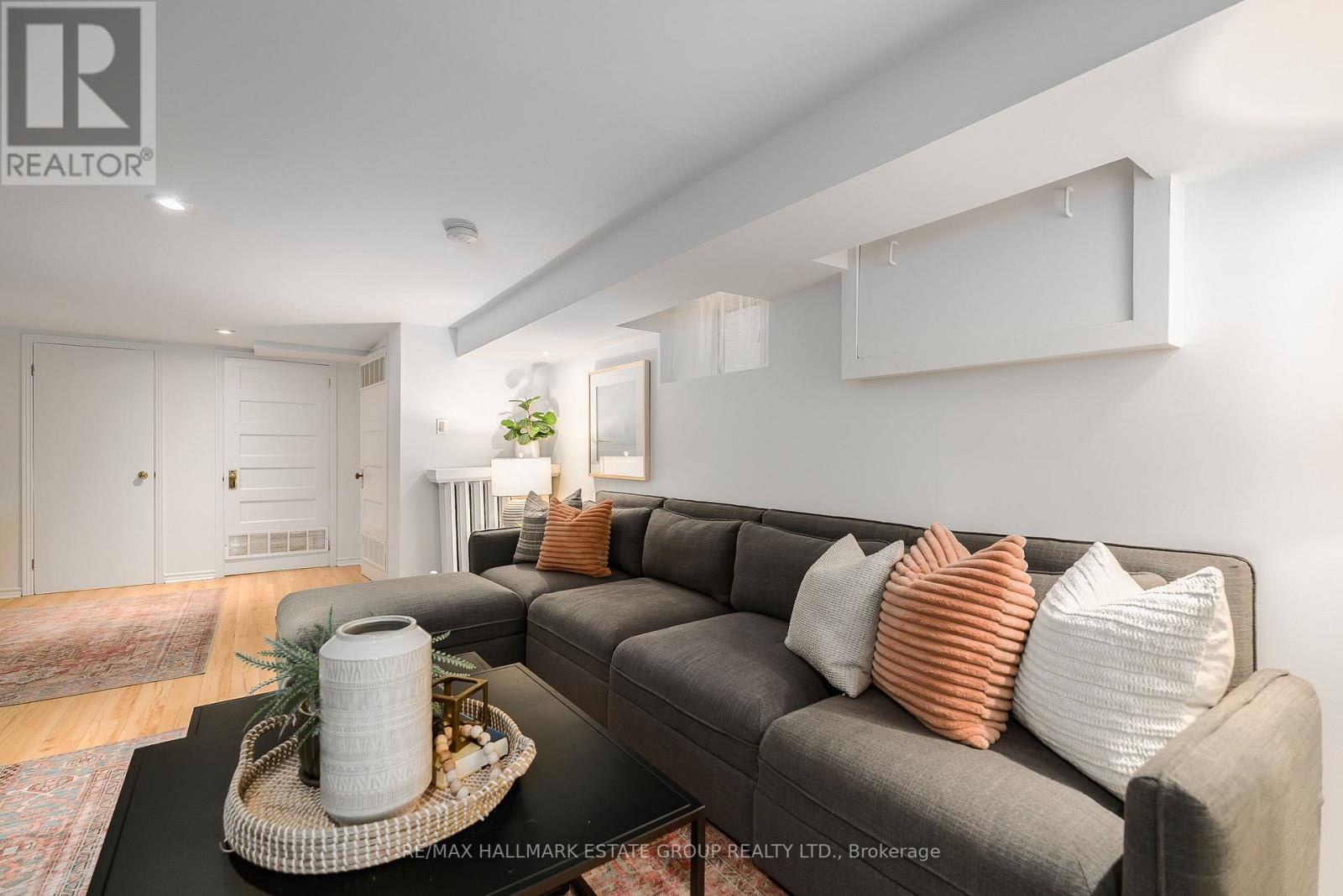 42 Fern Avenue, Toronto (roncesvalles), Ontario