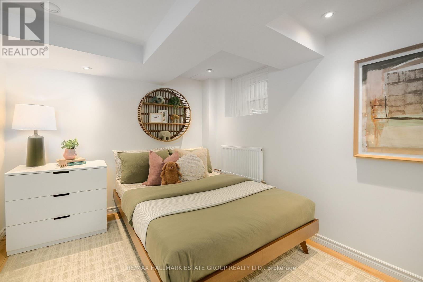 42 Fern Avenue, Toronto (roncesvalles), Ontario