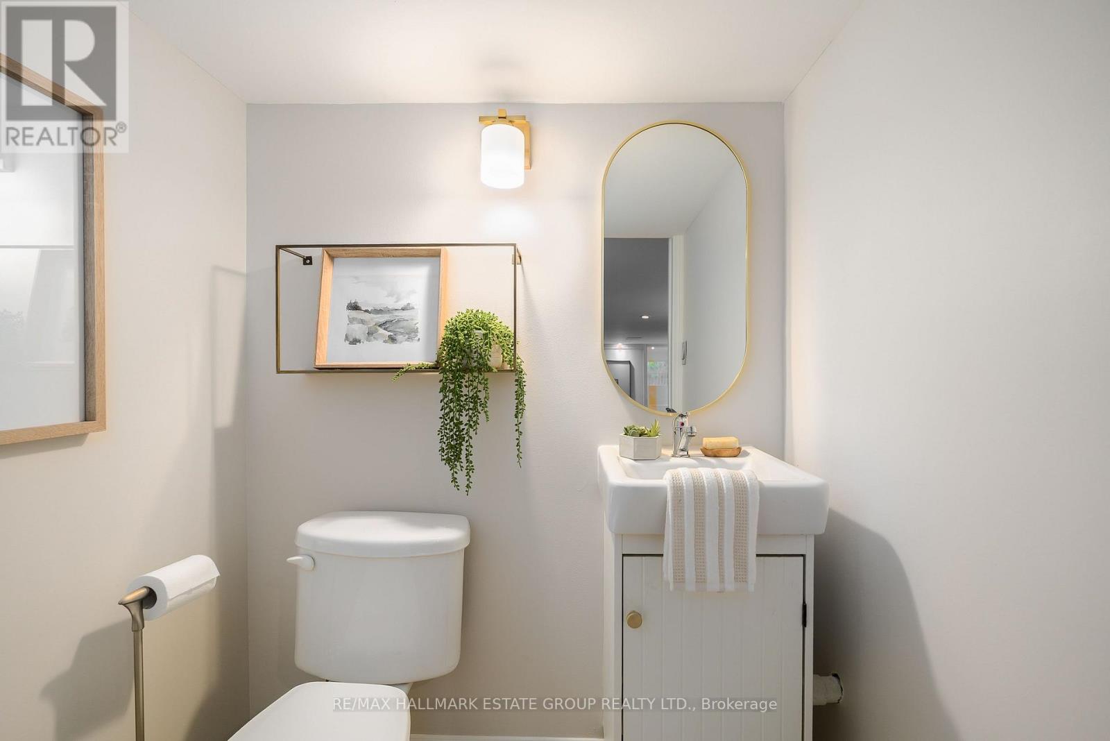42 Fern Avenue, Toronto (roncesvalles), Ontario