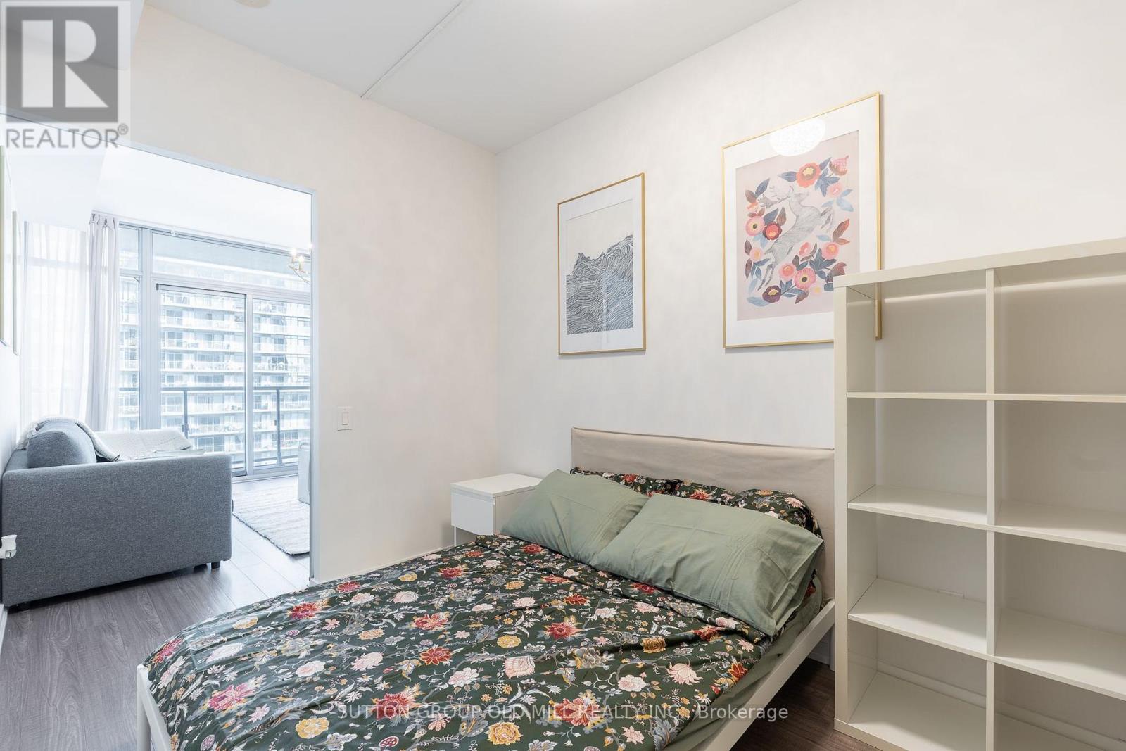 812 - 105 The Queensway, Toronto (high Park-swansea), Ontario